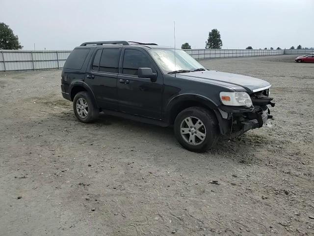 2009 Ford Explorer Xlt VIN: 1FMEU73E69UA17641 Lot: 70689895