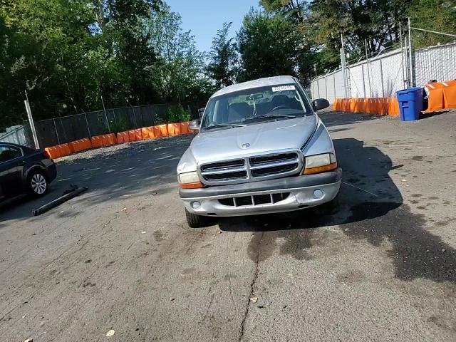 2002 Dodge Dakota Quad Sport VIN: 1B7HG38X32S671493 Lot: 70208245