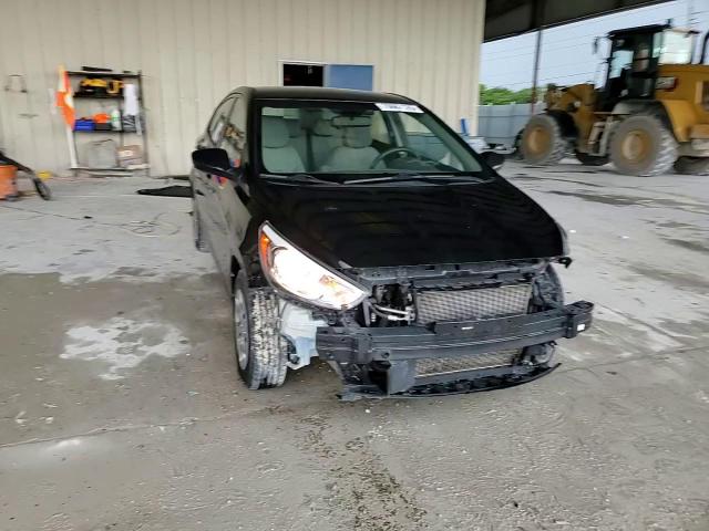 2017 Hyundai Accent Se VIN: KMHCT4AE8HU268302 Lot: 70667125