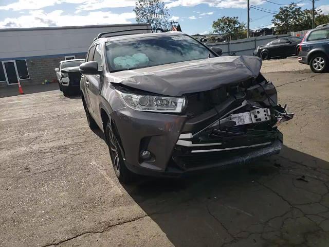 2019 Toyota Highlander Se VIN: 5TDJZRFH7KS591827 Lot: 70475465