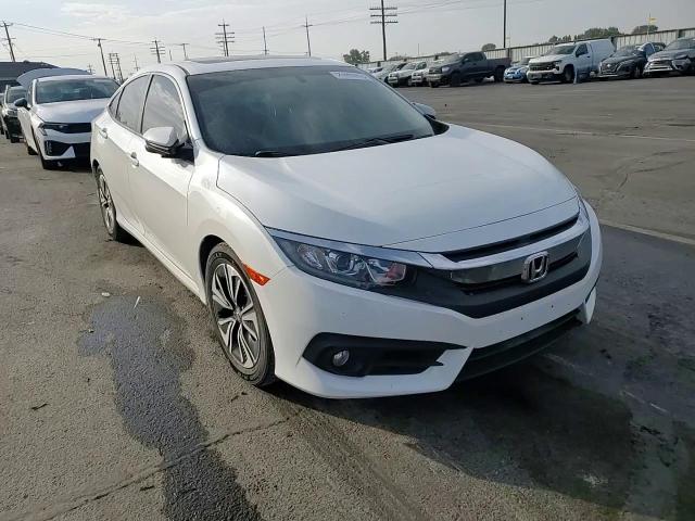 2018 Honda Civic Ex VIN: JHMFC1F34JX002656 Lot: 70390495