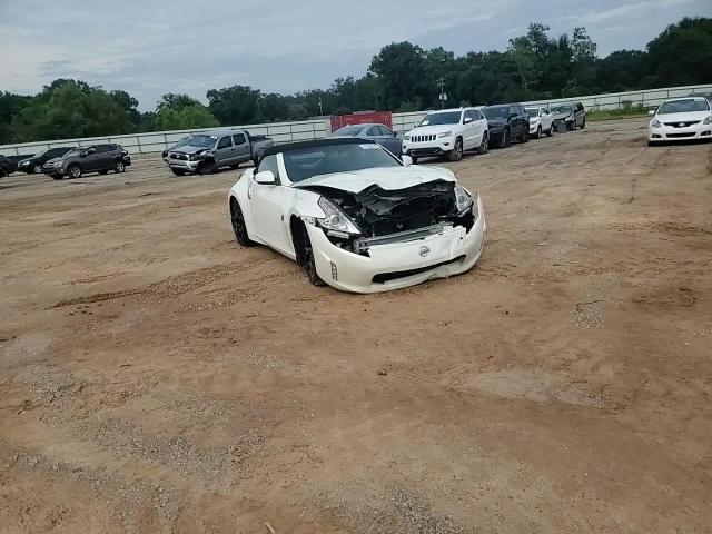 2017 Nissan 370Z Base VIN: JN1AZ4FH3HM940122 Lot: 71050145
