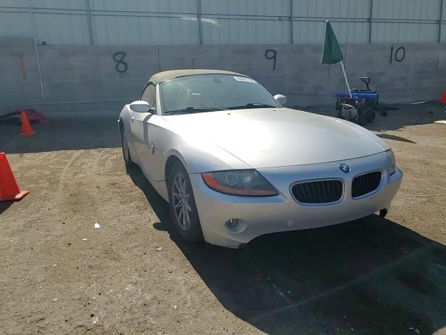 2003 BMW Z4 2.5 VIN: 4USBT33483LR62852 Lot: 68291755