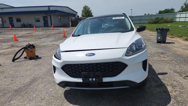 2022 Ford Escape Se VIN: 1FMCU9BZ2NUB07256 Lot: 68317875