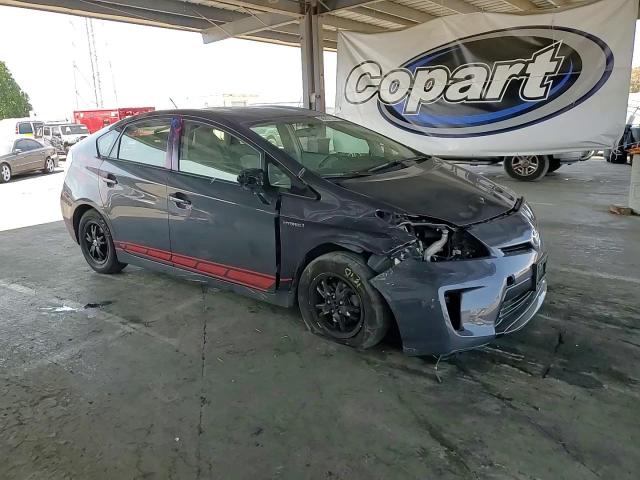 2013 Toyota Prius VIN: JTDKN3DU1D5575404 Lot: 68682725