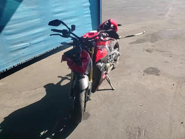 2025 Ducati Streetfigh VIN: ZDMFAK6W0SB000123 Lot: 67601045