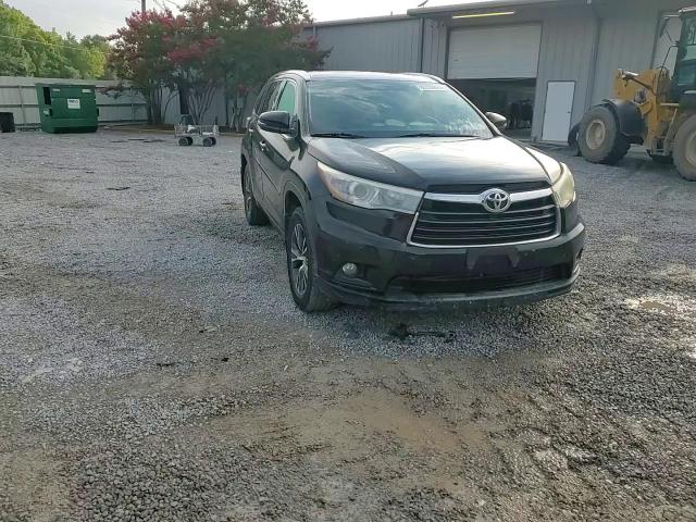 2016 Toyota Highlander Xle VIN: 5TDJKRFH5GS289416 Lot: 69559845
