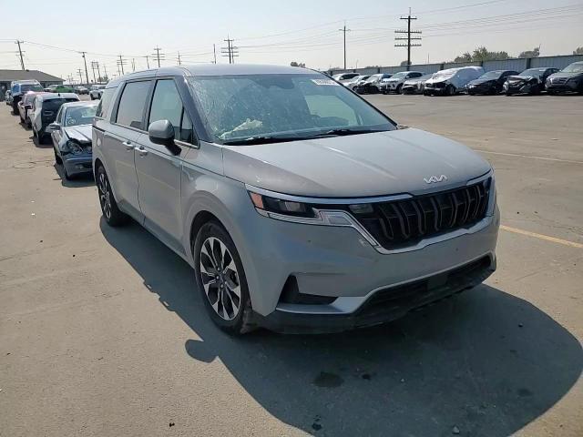 2023 Kia Carnival Ex VIN: KNDNC5H36P6295153 Lot: 70538075