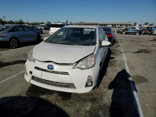 2012 Toyota Prius C VIN: JTDKDTB32C1005401 Lot: 65982865
