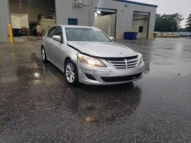 2012 Hyundai Genesis 3.8L VIN: KMHGC4DD1CU200498 Lot: 68636605