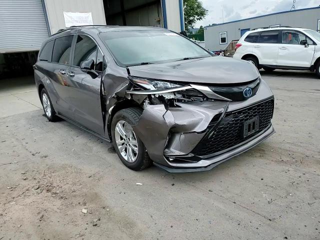 2022 Toyota Sienna Xse VIN: 5TDDSKFC9NS057763 Lot: 68432465
