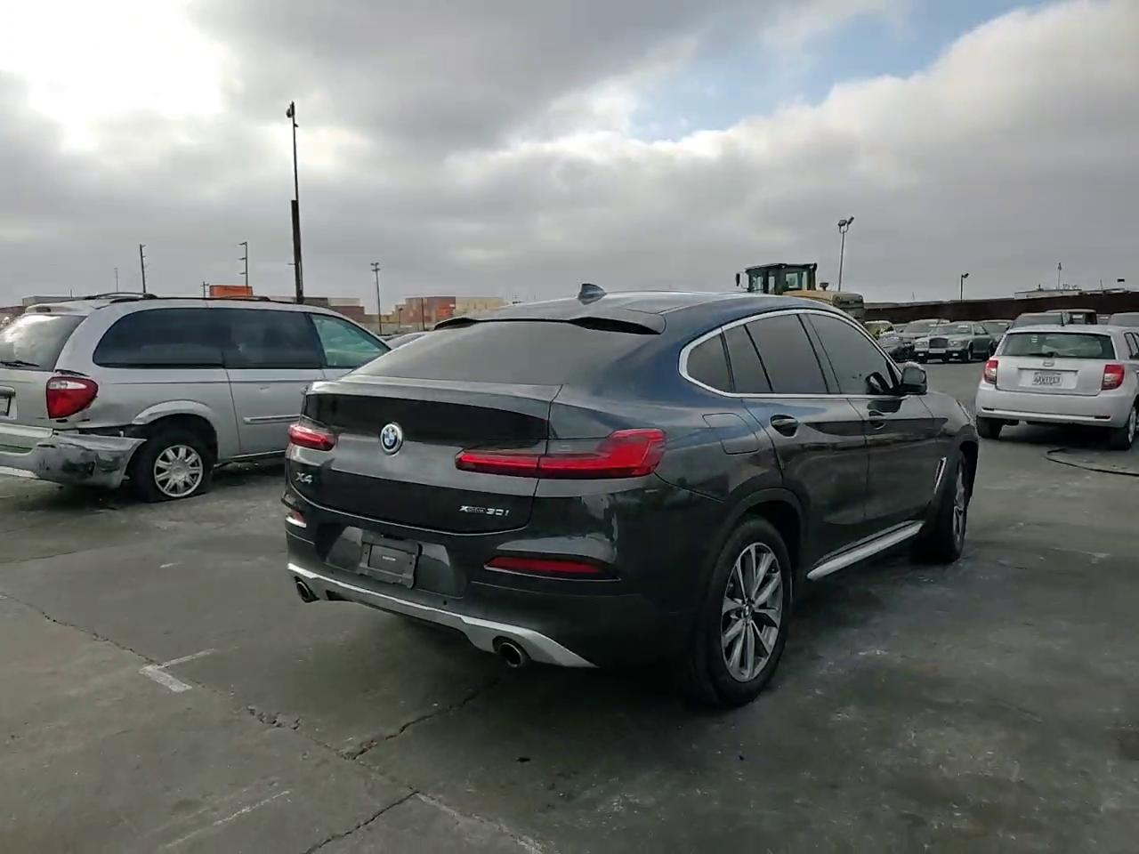 Фото: 5UXUJ3C5XKLG55955