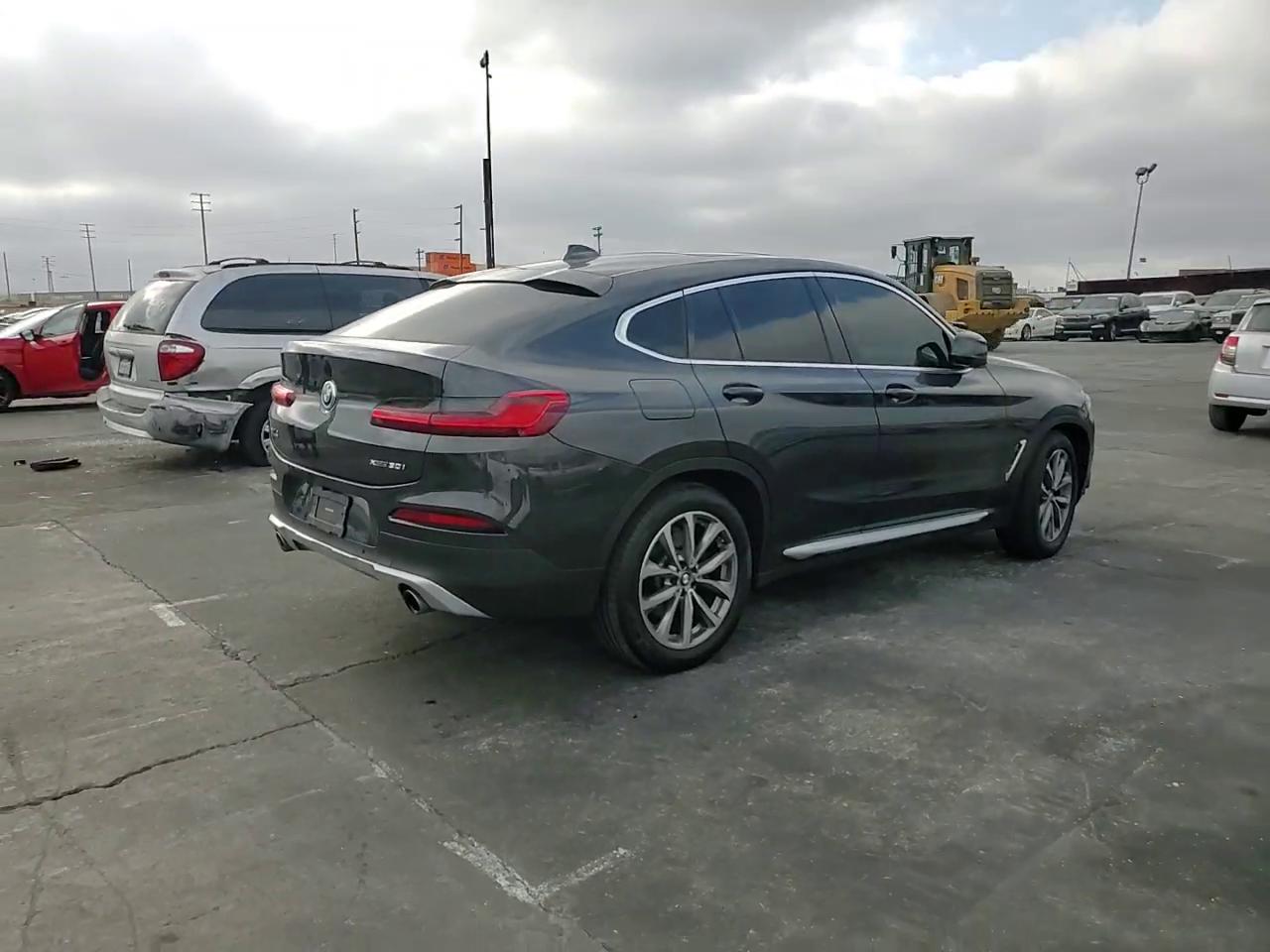 Фото: 5UXUJ3C5XKLG55955