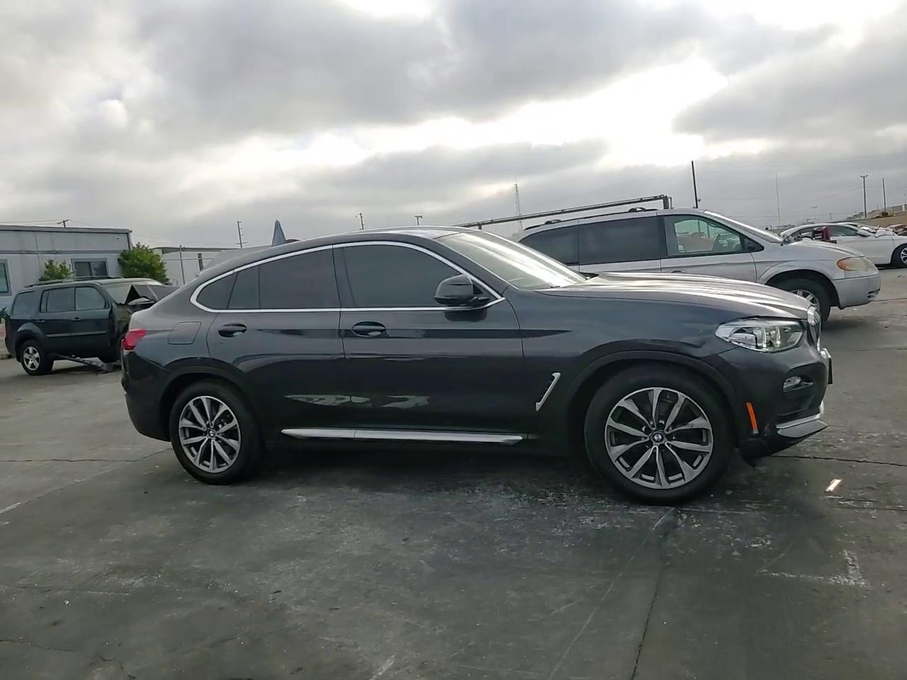 Фото: 5UXUJ3C5XKLG55955