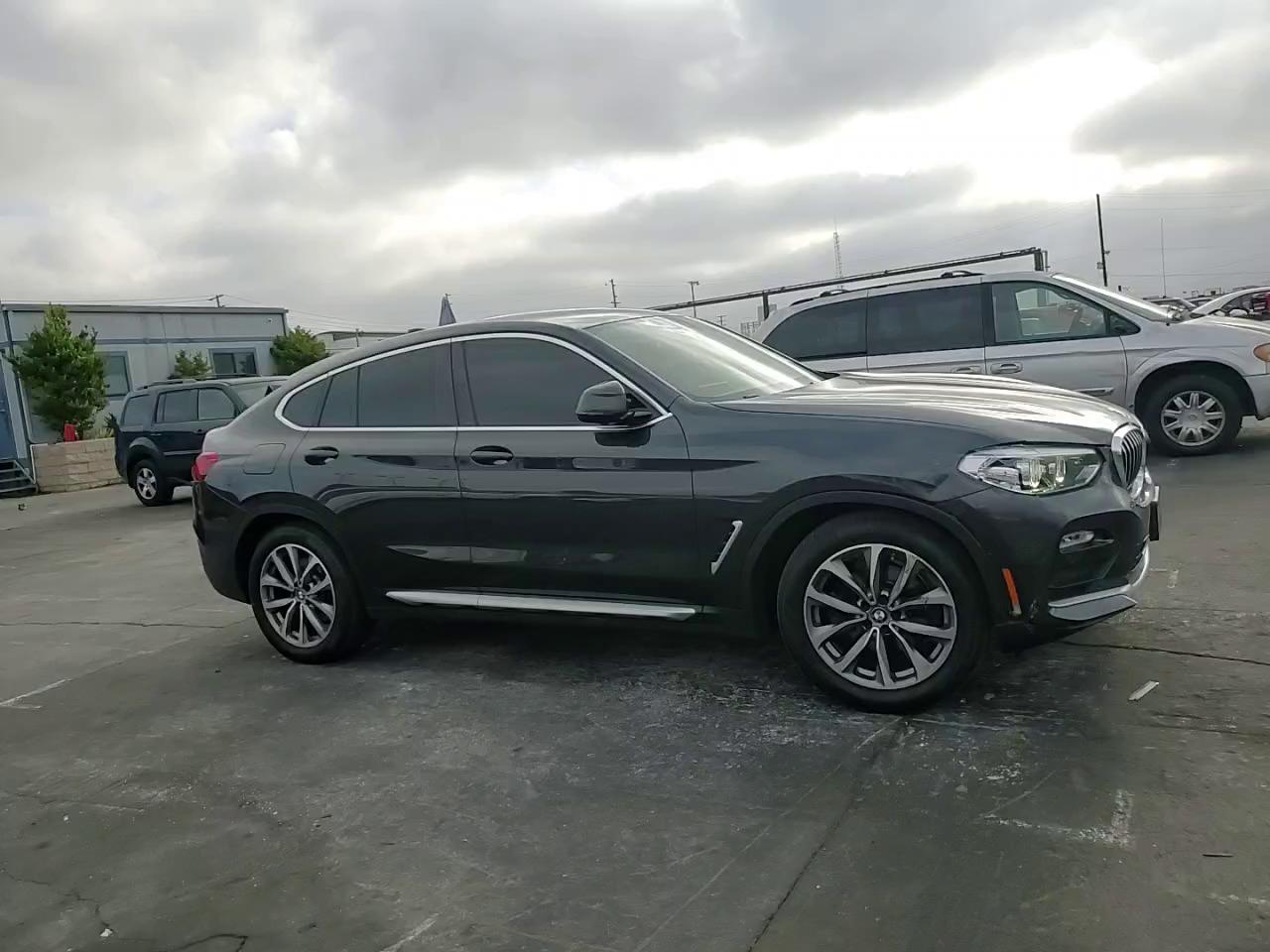 Фото: 5UXUJ3C5XKLG55955