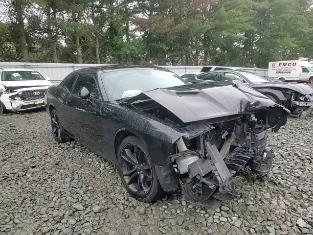 2018 Dodge Challenger Sxt VIN: 2C3CDZAG0JH217048 Lot: 69606045