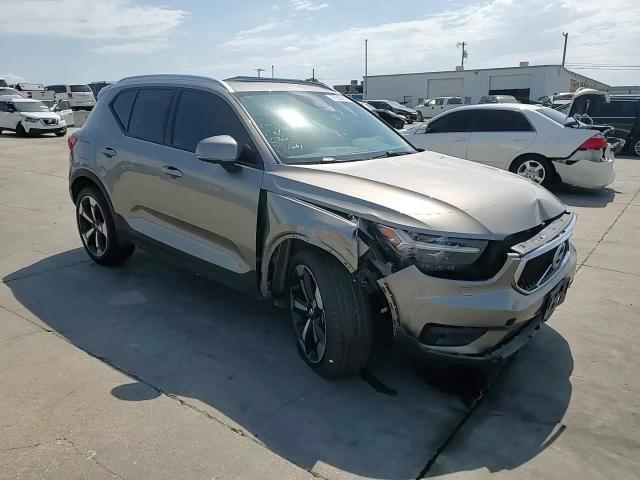 2022 Volvo Xc40 T5 Momentum VIN: YV4162UK7N2681552 Lot: 67383405