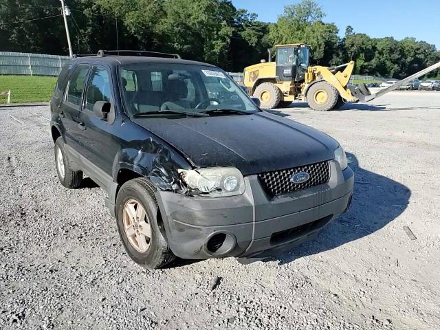 2005 Ford Escape Xls VIN: 1FMYU02Z65KD52672 Lot: 70955615