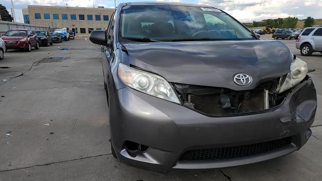 2012 Toyota Sienna Base VIN: 5TDKA3DCXCS012945 Lot: 70773035