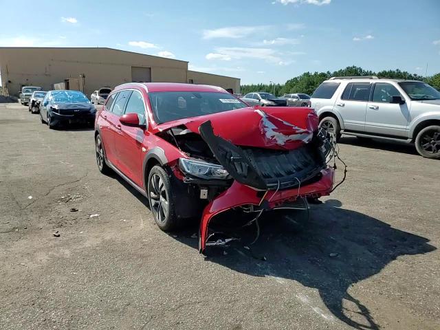2019 Buick Regal Tourx Essence VIN: W04GV8SX7K1023923 Lot: 70106535