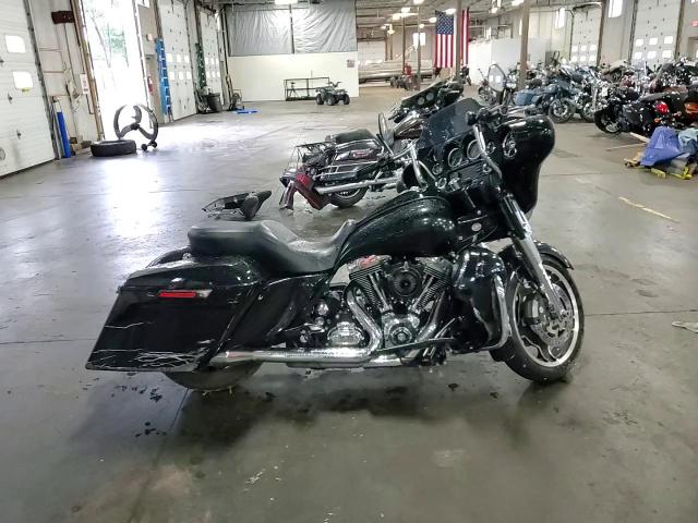 2010 Harley-Davidson Flhtcu VIN: 1HD1FC414AB622600 Lot: 69285545