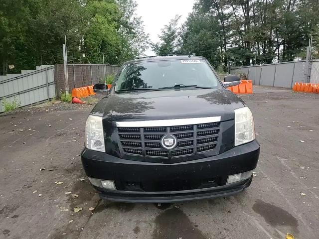 2008 Cadillac Escalade Luxury VIN: 1GYFK63848R216279 Lot: 70913435