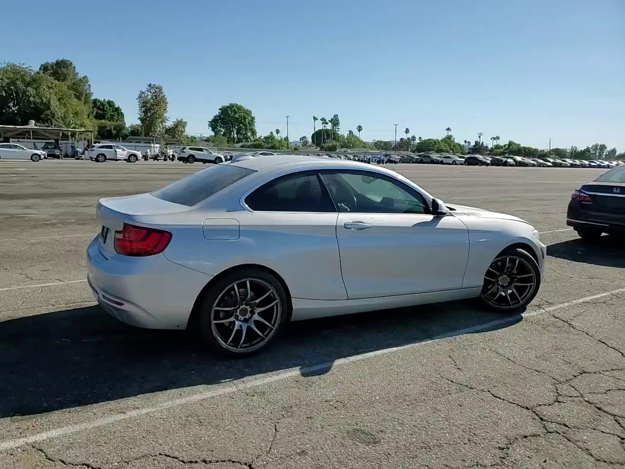 Фото: WBA1F9C55GV546740