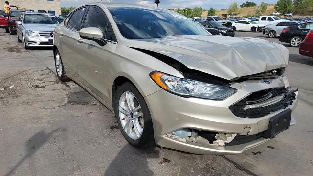 2018 Ford Fusion Se VIN: 3FA6P0HD8JR176931 Lot: 70543575