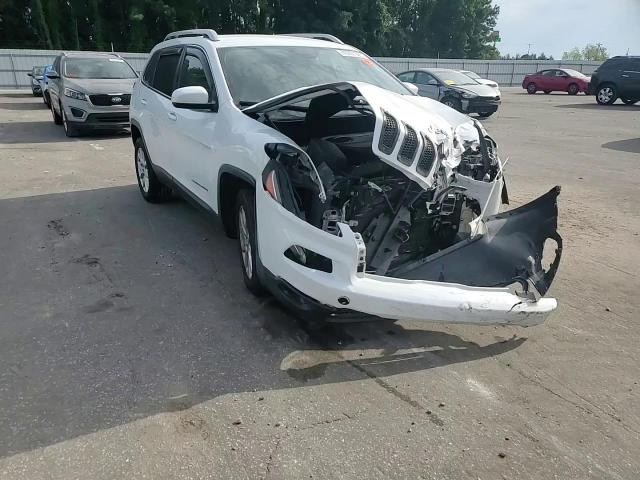 2015 Jeep Cherokee Latitude VIN: 1C4PJLCSXFW532193 Lot: 70767025
