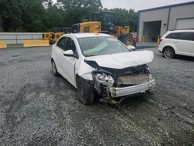 2019 Chevrolet Sonic Ls VIN: 1G1JB5SB4K4100990 Lot: 68364575
