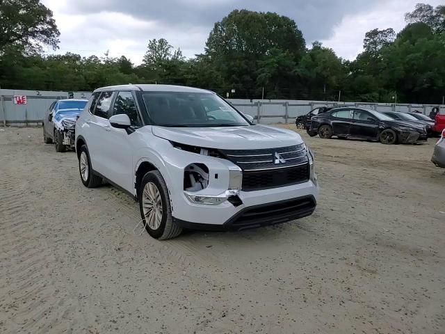 2023 Mitsubishi Outlander Es VIN: JA4J4TA82PZ007689 Lot: 68828795