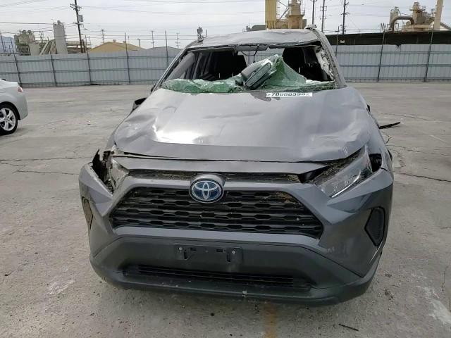 2020 Toyota Rav4 Le VIN: 4T3MWRFV3LU006480 Lot: 70600395