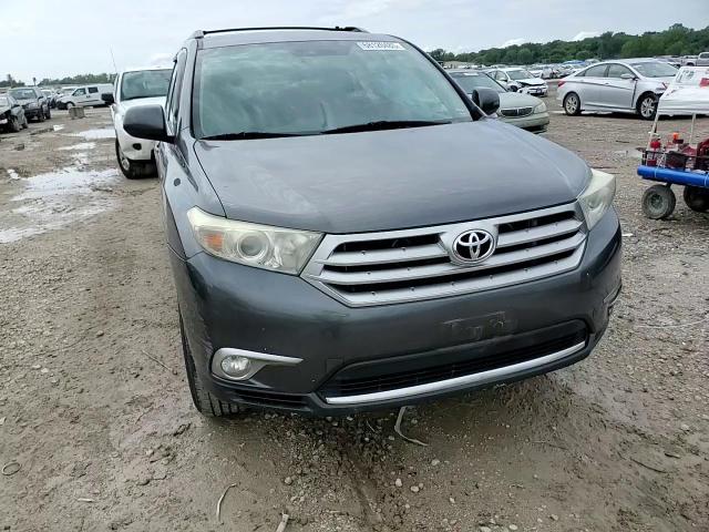 2011 Toyota Highlander Base VIN: 5TDBK3EH4BS072936 Lot: 68120485