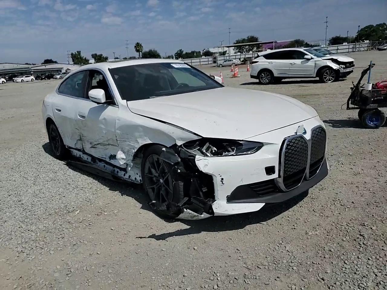 Фото: WBY23HD03SFU15028