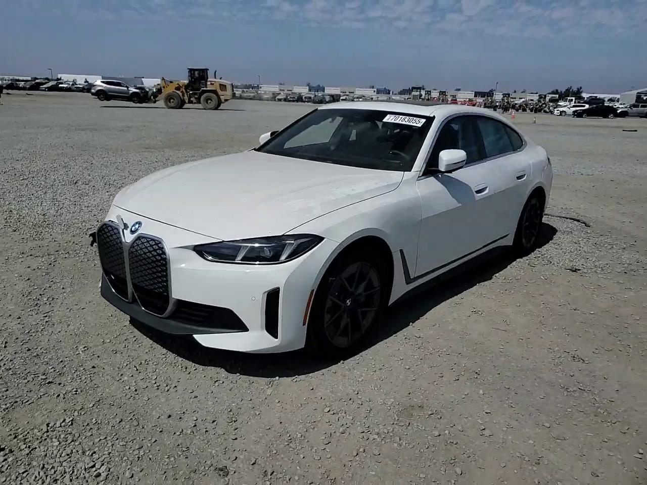 Фото: WBY23HD03SFU15028