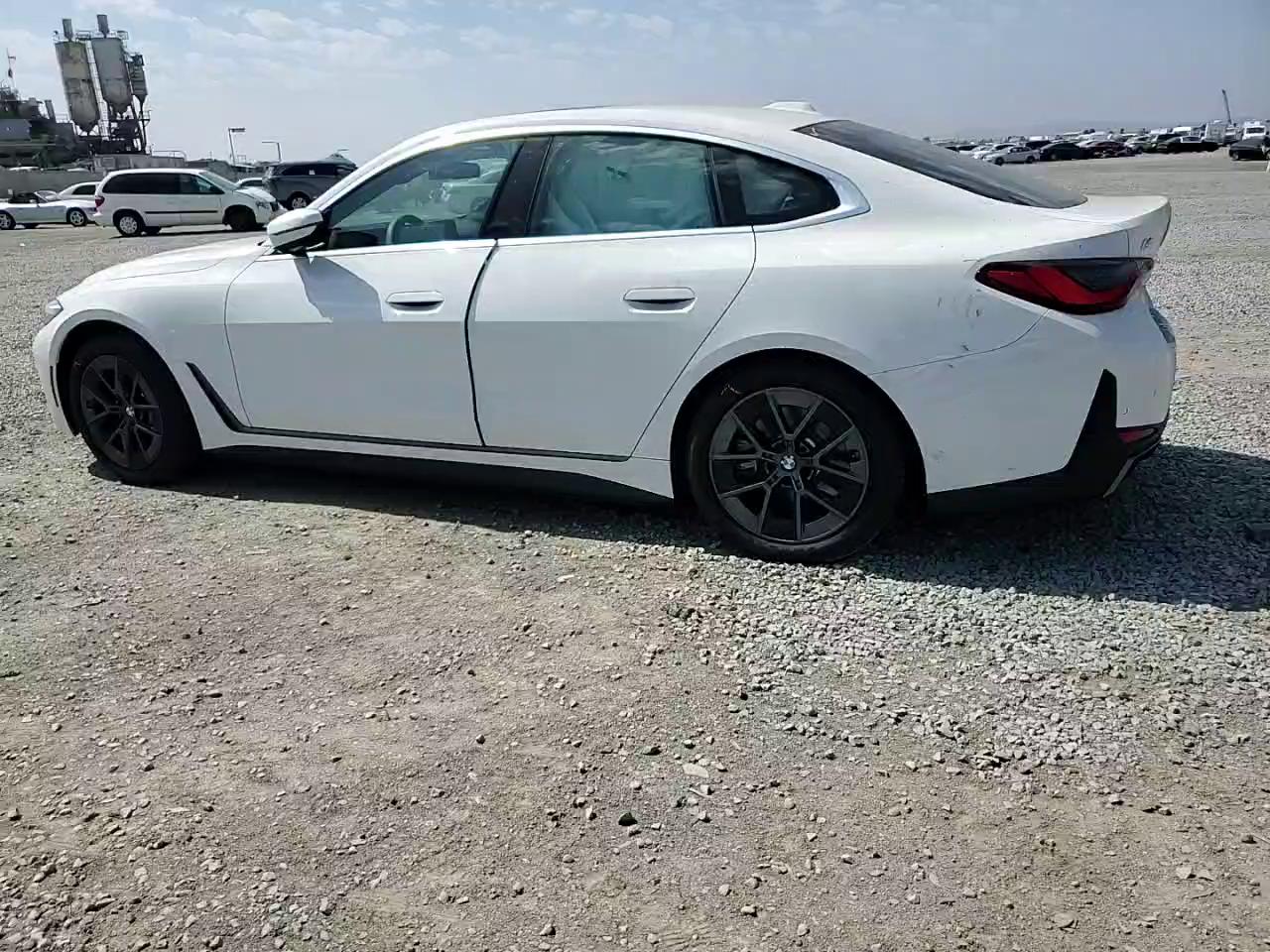 Фото: WBY23HD03SFU15028