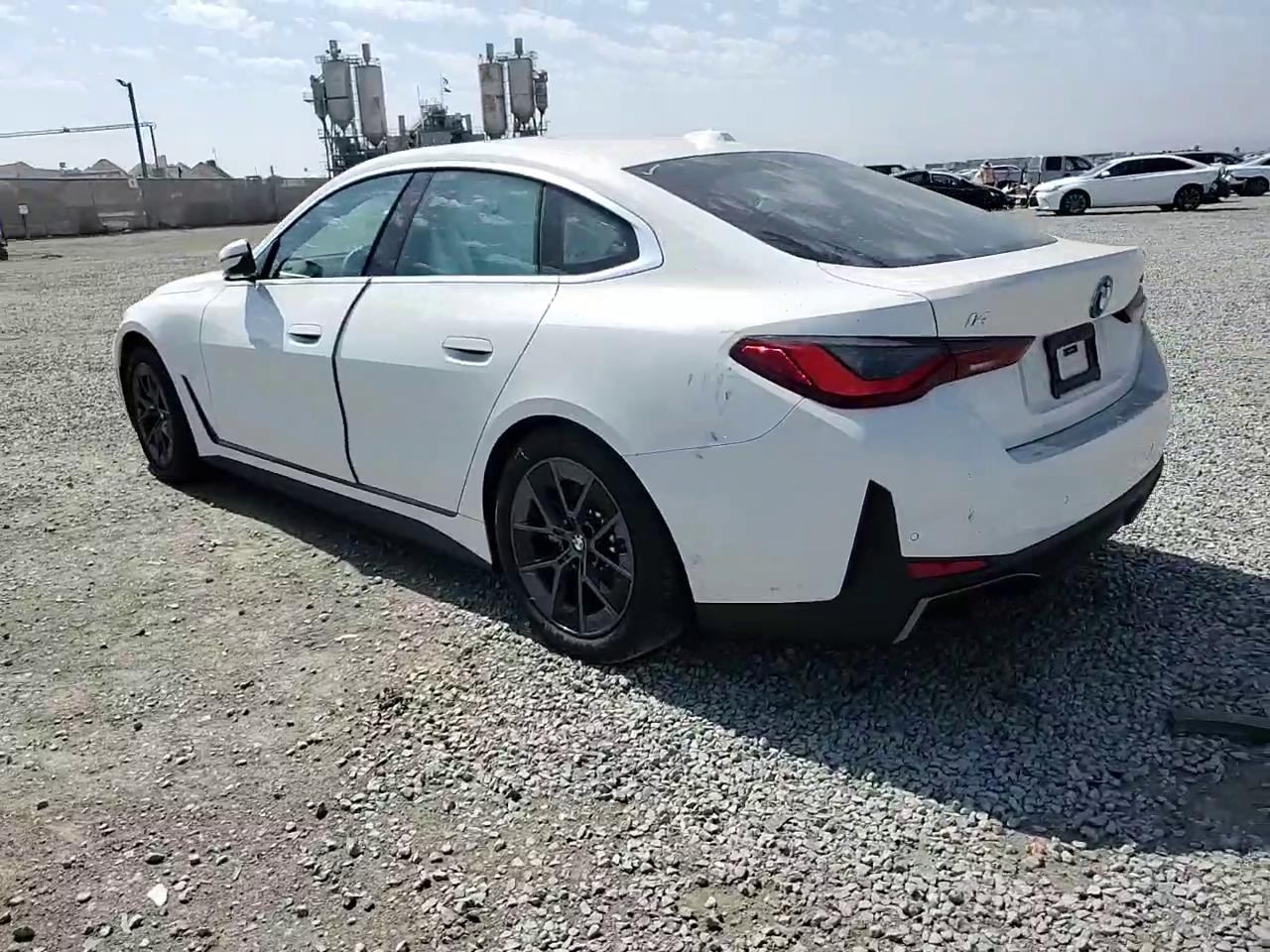 Фото: WBY23HD03SFU15028