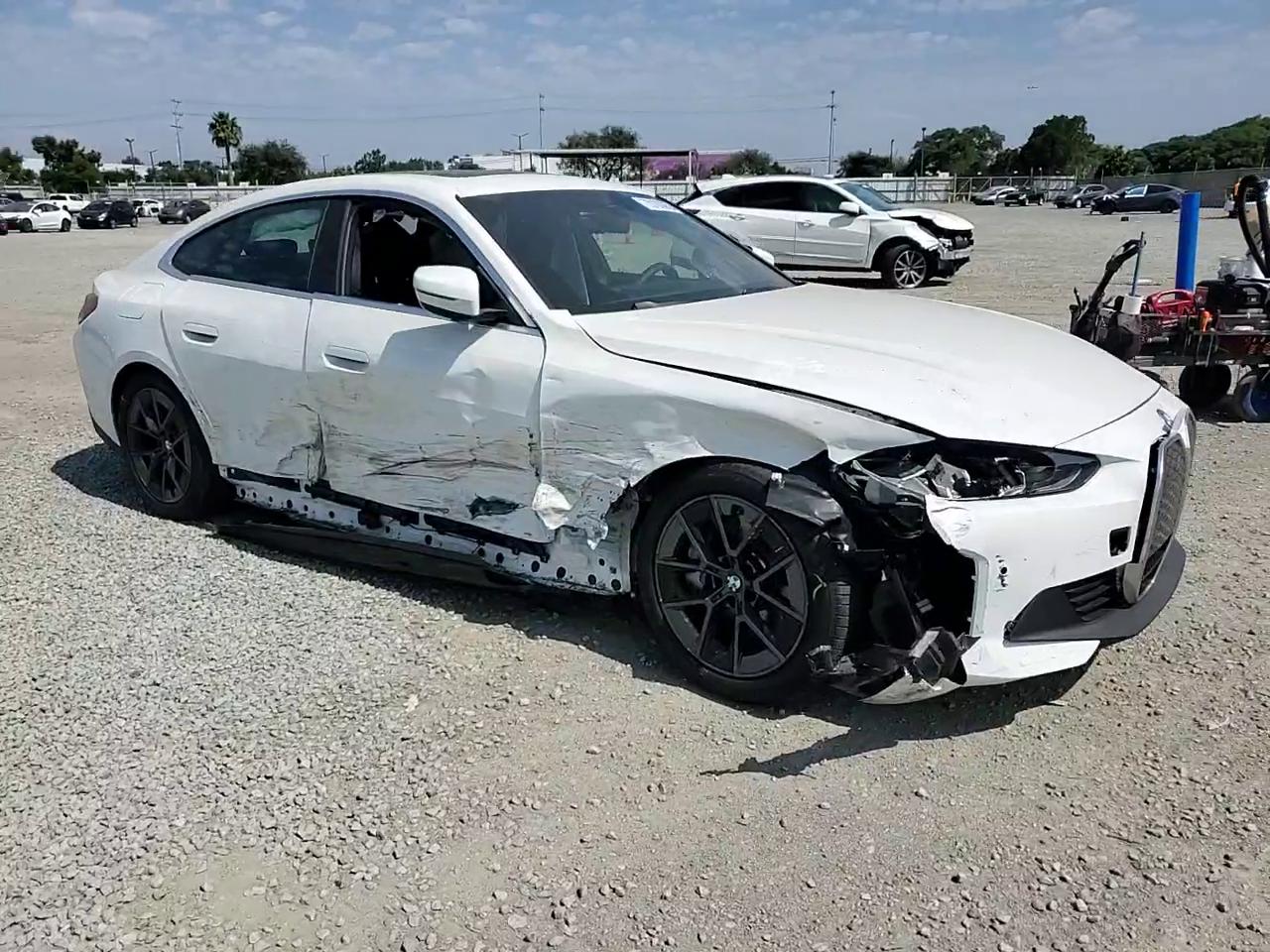 Фото: WBY23HD03SFU15028