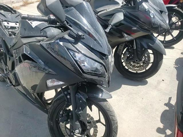 2017 Kawasaki Ex300 A VIN: JKAEX8A13HDA32935 Lot: 70950255