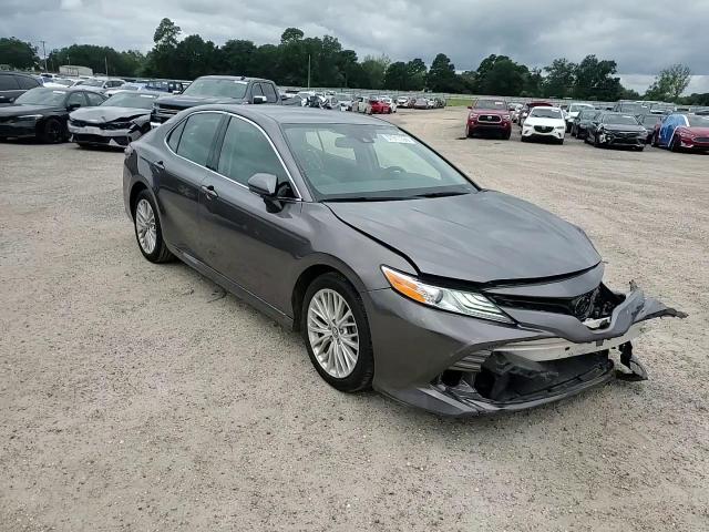 2019 Toyota Camry L VIN: 4T1B11HK7KU761813 Lot: 67917355