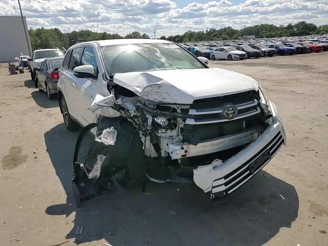 2019 Toyota Highlander Le VIN: 5TDBZRFH6KS933336 Lot: 70823115