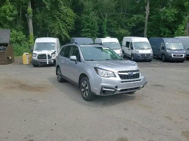 2017 Subaru Forester 2.5I Premium VIN: JF2SJAEC8HH518466 Lot: 67730745
