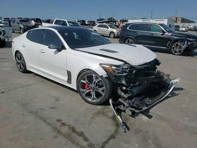 2018 Kia Stinger Gt2 VIN: KNAE55LC3J6018031 Lot: 70939105