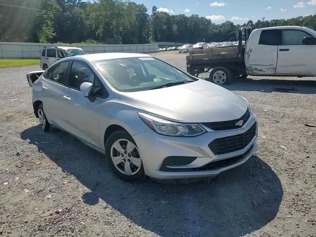 2018 Chevrolet Cruze Ls VIN: 1G1BC5SM8J7208884 Lot: 70413345