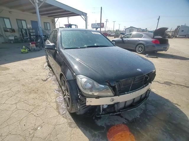2013 Mercedes-Benz C 250 VIN: WDDGF4HB2DF946992 Lot: 69472945