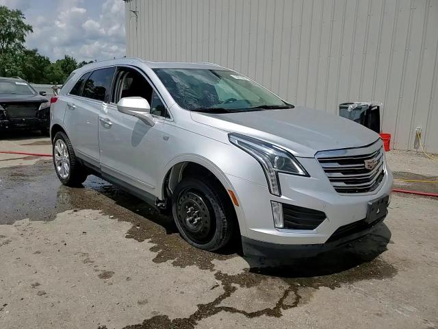 2017 Cadillac Xt5 Luxury VIN: 1GYKNBRS5HZ215126 Lot: 70015035