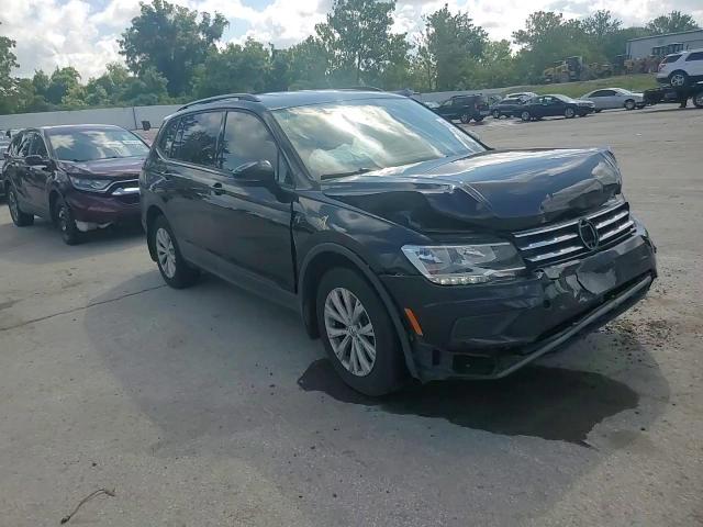 2019 Volkswagen Tiguan S VIN: 3VV1B7AX4KM181866 Lot: 68693165