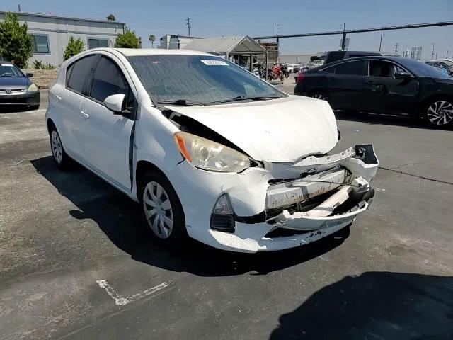 2013 Toyota Prius C VIN: JTDKDTB3XD1046702 Lot: 69222915