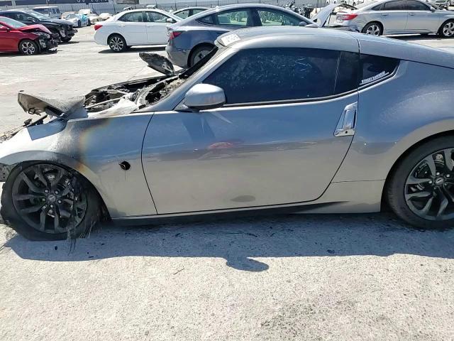 2018 Nissan 370Z Base VIN: JN1AZ4EH7JM570512 Lot: 70543195