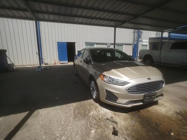 2019 Ford Fusion Se VIN: 3FA6P0LU4KR149329 Lot: 70938755